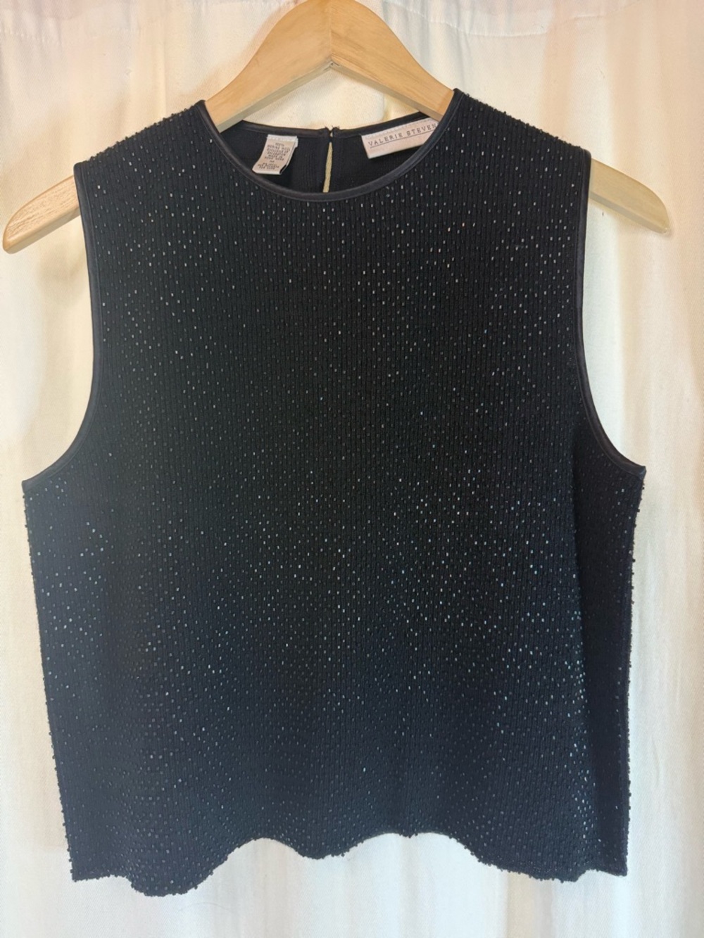 🖤Valerie Stevens Black Sleeveless Wool Knit Top with Sparkle🖤